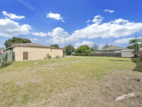 4501 N 42nd Street Tampa FL 33610