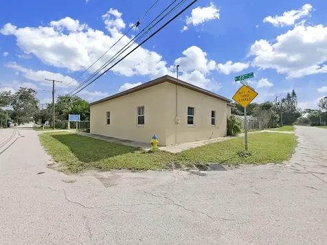 4501 N 42nd Street Tampa FL 33610