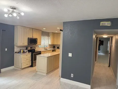 4107 Hudson Way Tampa FL 33618
