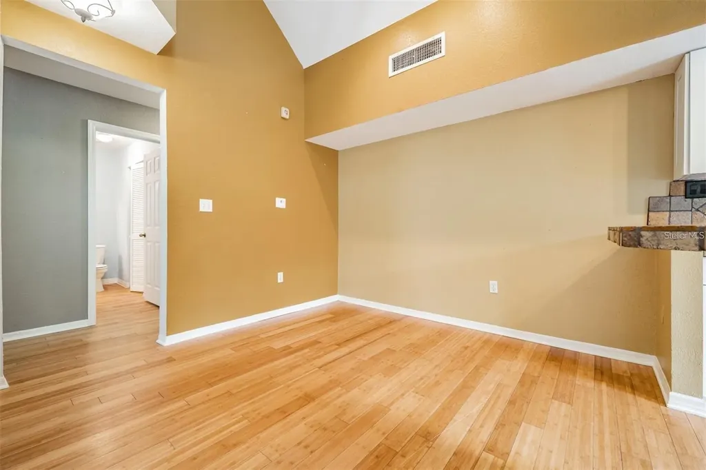 9156 Lake Chase Island Way Tampa FL 33626