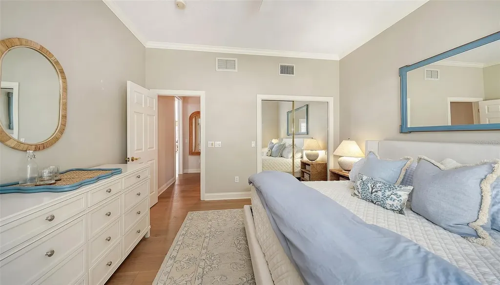 3563 Fair Oaks Lane Longboat Key FL 34228