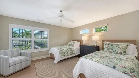 3563 Fair Oaks Lane Longboat Key FL 34228