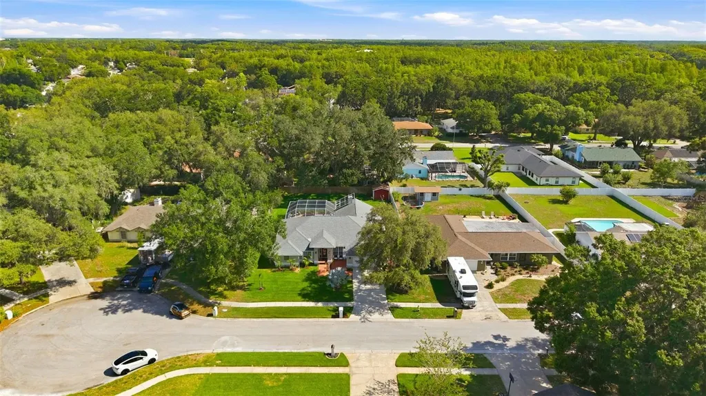 2511 Viny Court Tampa FL 33618