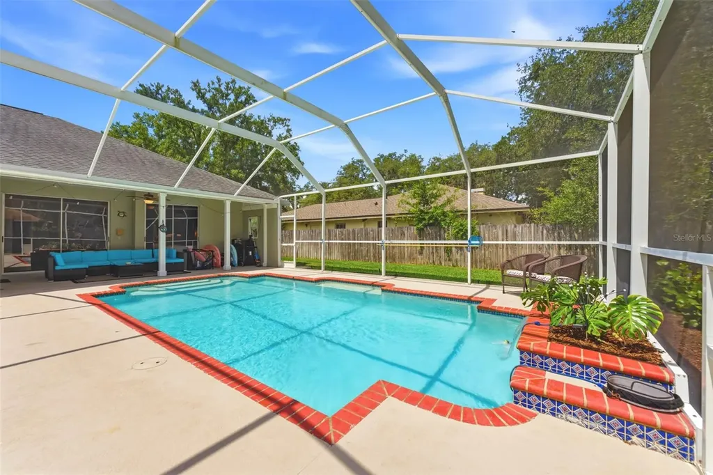 2511 Viny Court Tampa FL 33618