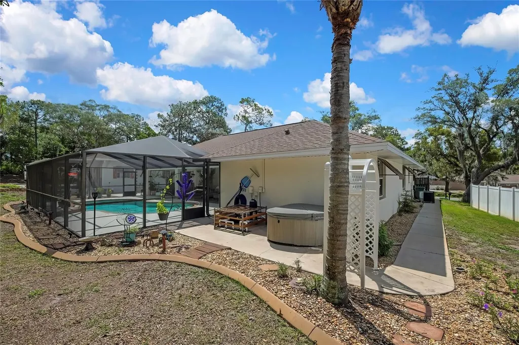 5701 W Chive Loop Homosassa FL 34448