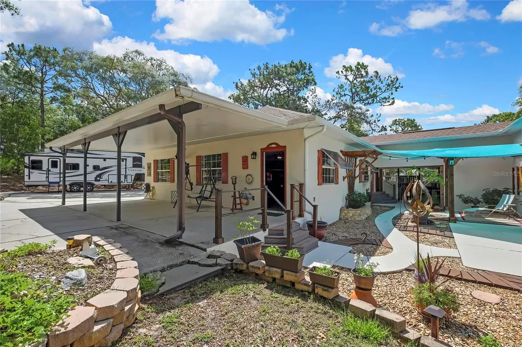 5701 W Chive Loop Homosassa FL 34448