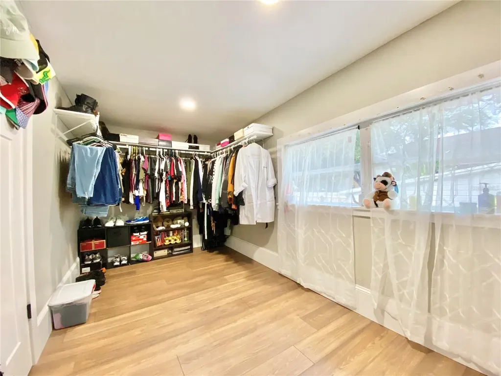 908 E 20th Avenue Tampa FL 33605