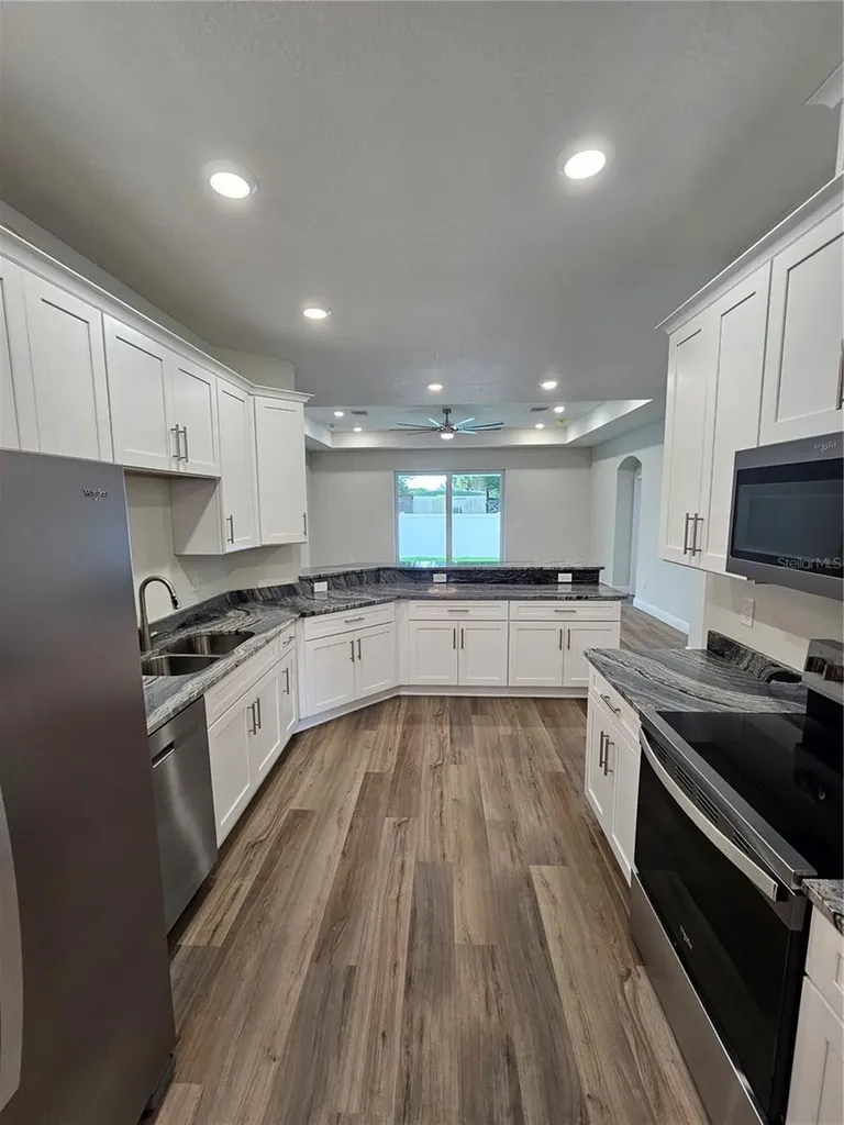 6044 107th Avenue N Pinellas Park FL 33782
