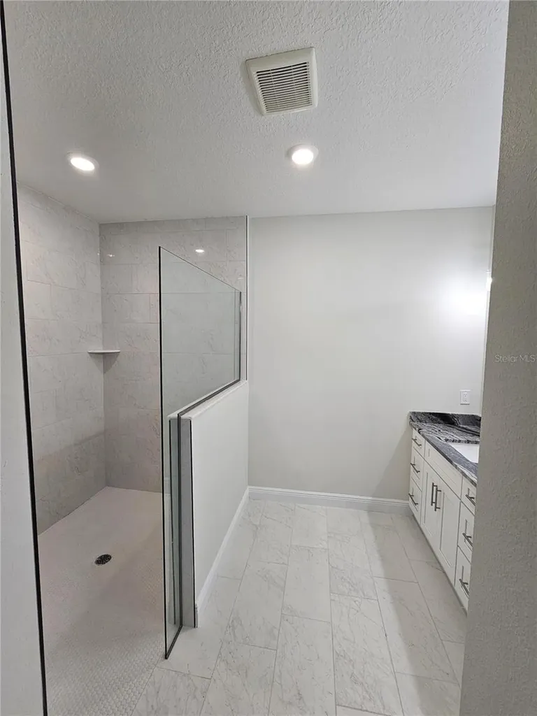 6044 107th Avenue N Pinellas Park FL 33782