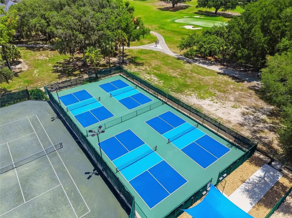 4941 Willow Ridge Terrace Valrico FL 33596