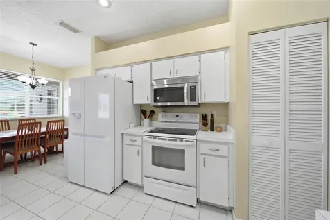 4941 Willow Ridge Terrace Valrico FL 33596