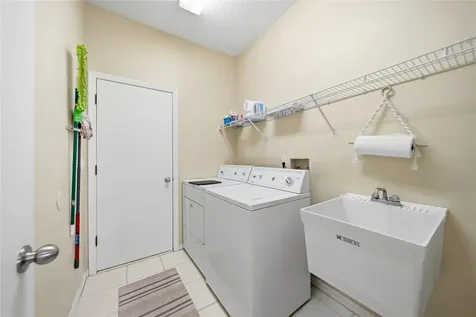 4941 Willow Ridge Terrace Valrico FL 33596