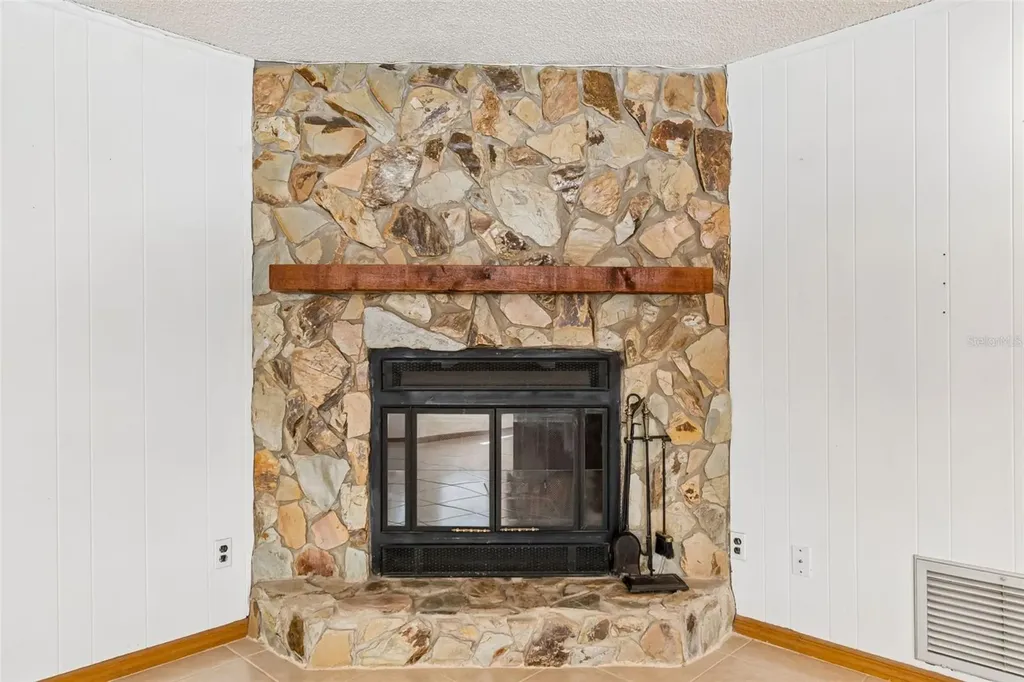 515 Sandy Hook Road Palm Harbor FL 34683