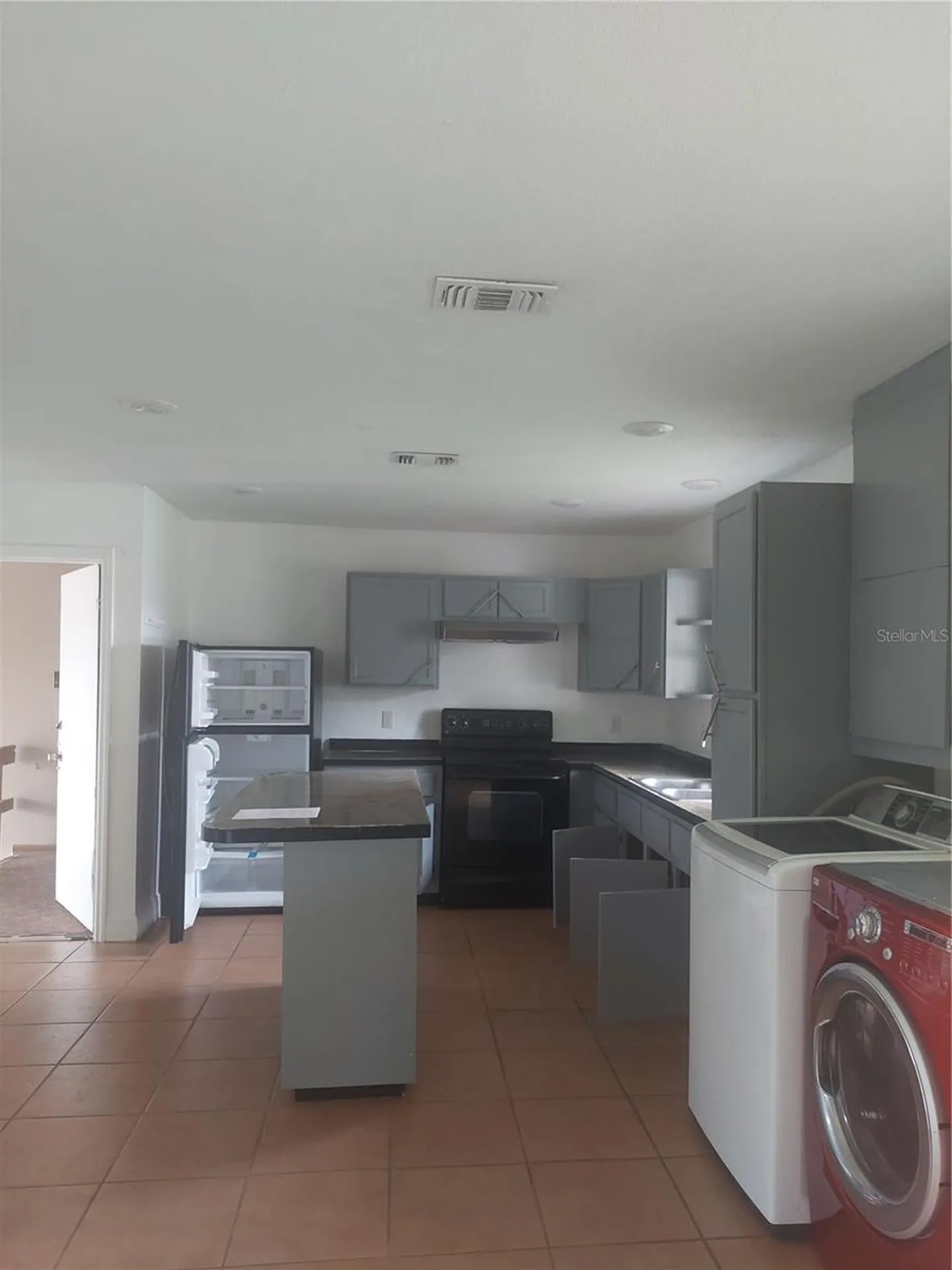 5885 Dahlia Dr # 32 Orlando FL 32807