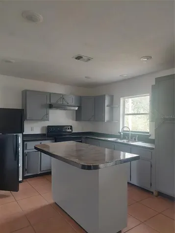 5885 Dahlia Dr # 32 Orlando FL 32807