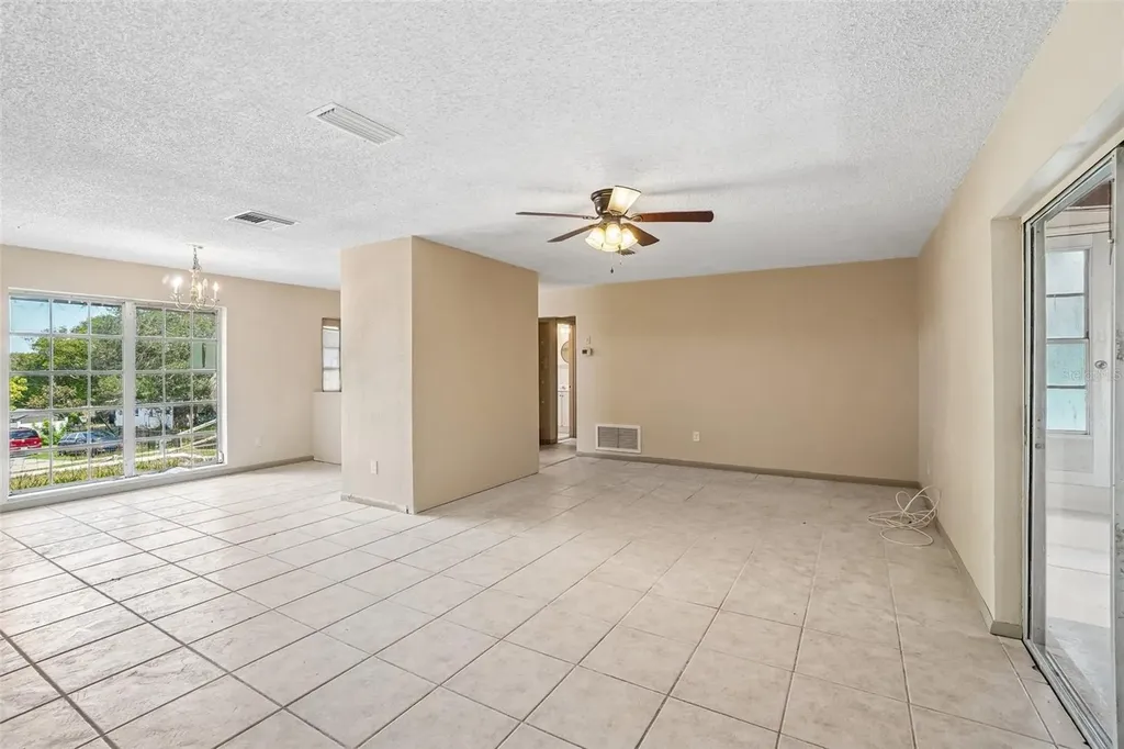 1090 Edgehill Avenue Spring Hill FL 34606