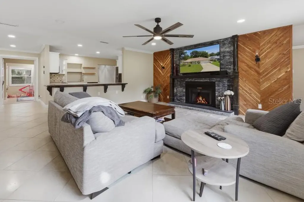 504 N Cherry Street Bunnell FL 32110