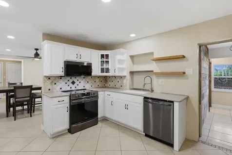 504 N Cherry Street Bunnell FL 32110