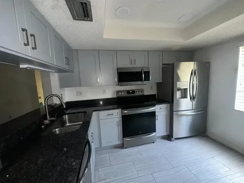 201 Palmetto Court Oldsmar FL 34677