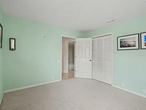 6643 Oakbrooke Circle Bradenton FL 34202