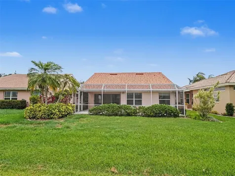 6643 Oakbrooke Circle Bradenton FL 34202