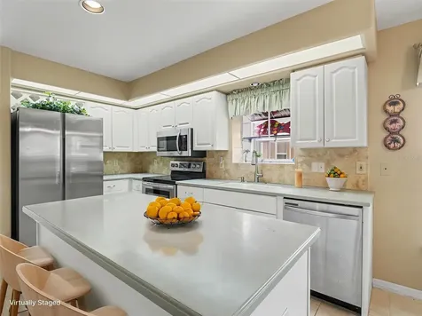6643 Oakbrooke Circle Bradenton FL 34202