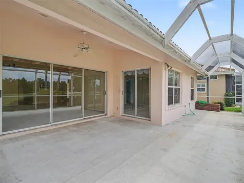 6643 Oakbrooke Circle Bradenton FL 34202