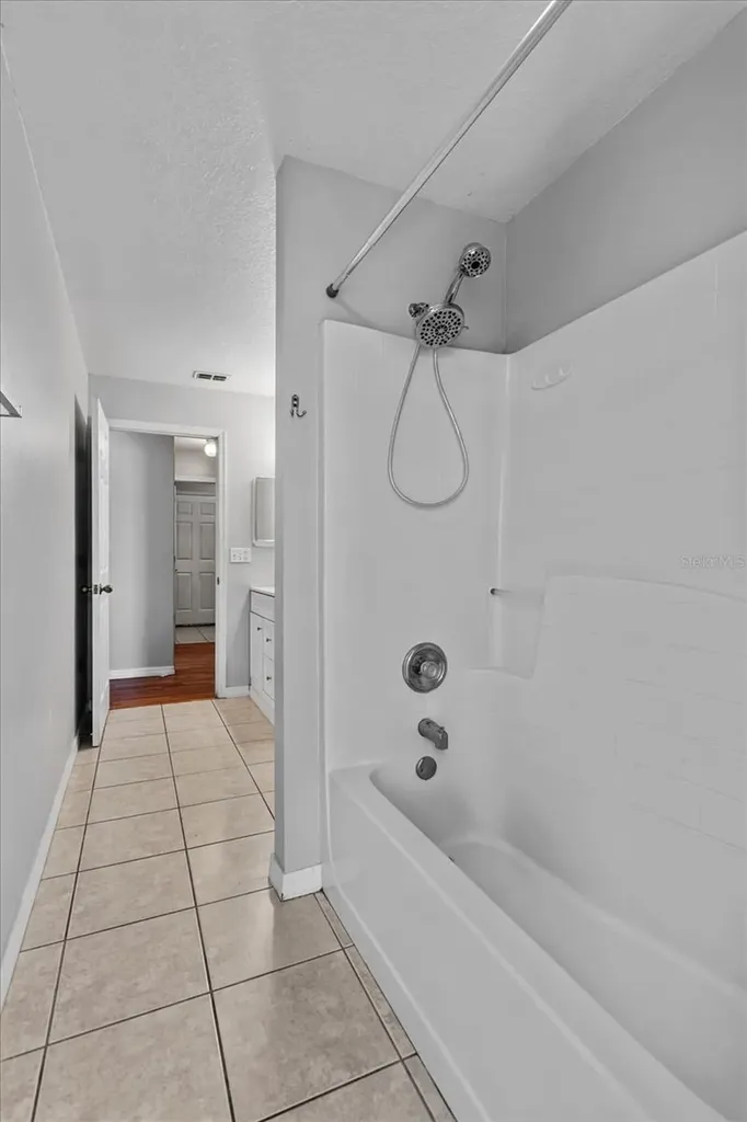 1882 Vale Drive Clermont FL 34711
