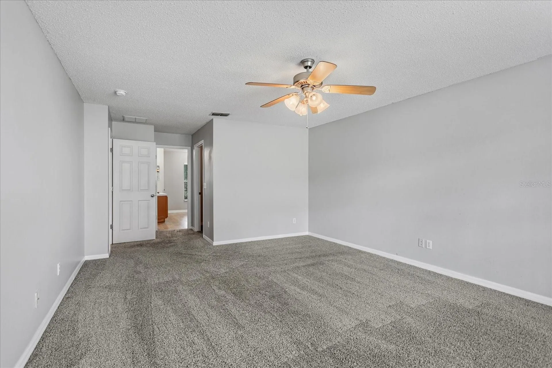 1882 Vale Drive Clermont FL 34711