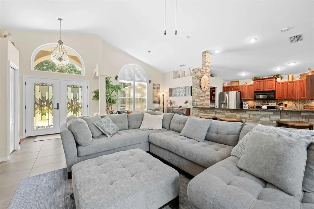 19509 Paso Fino Way Dade City FL 33523