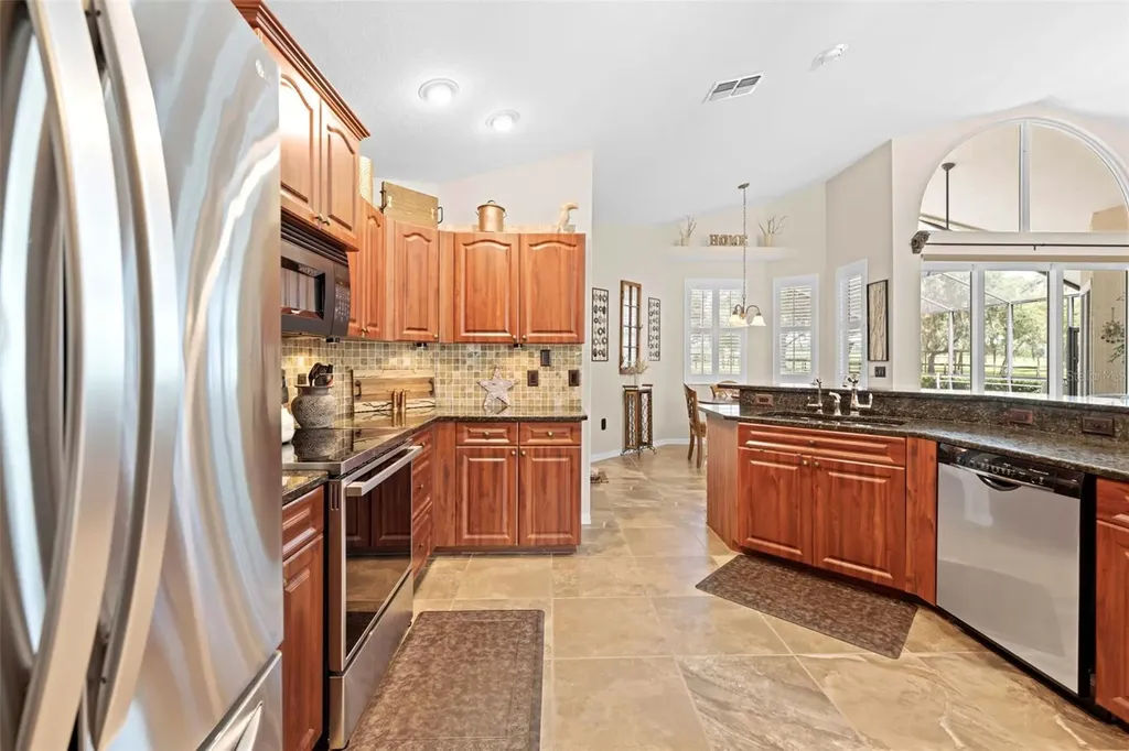 19509 Paso Fino Way Dade City FL 33523