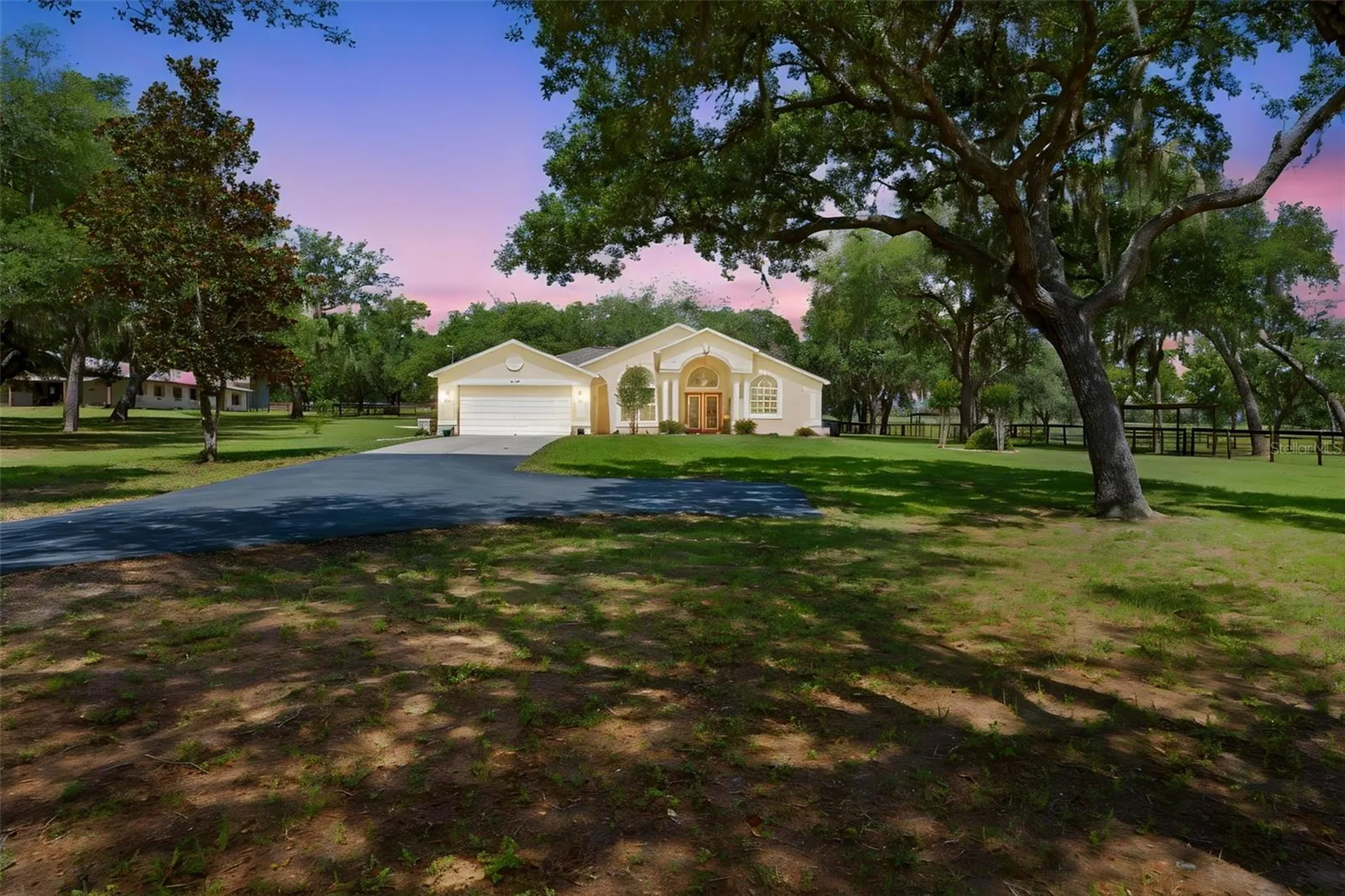19509 Paso Fino Way Dade City FL 33523