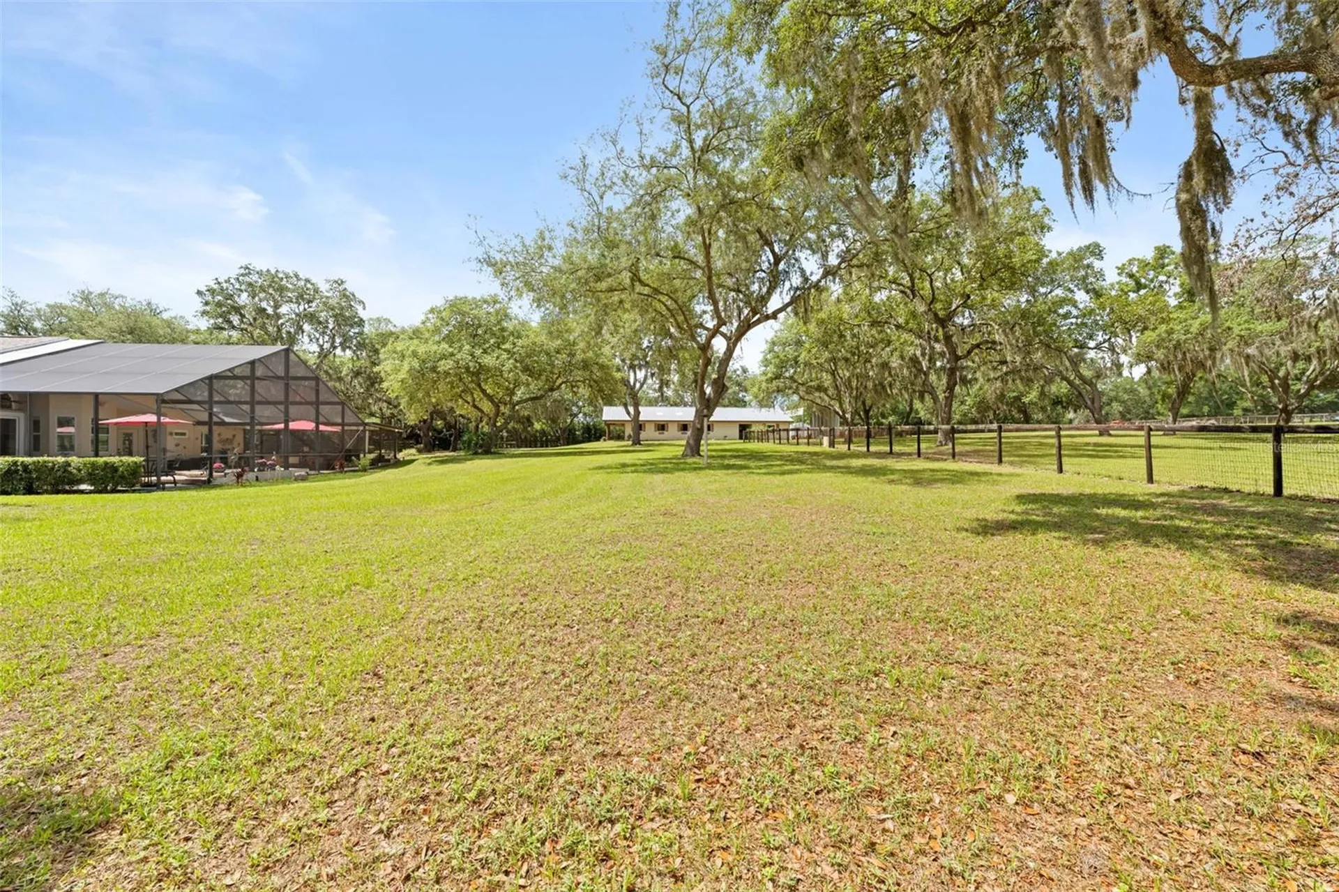 19509 Paso Fino Way Dade City FL 33523