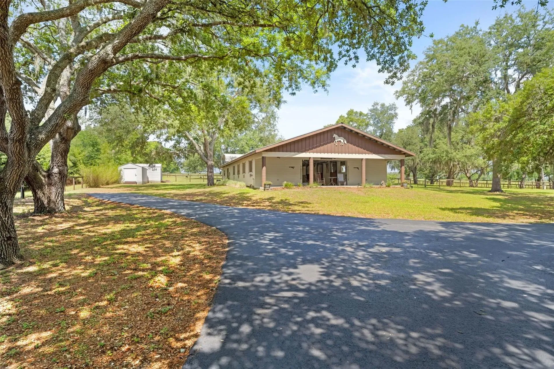 19509 Paso Fino Way Dade City FL 33523