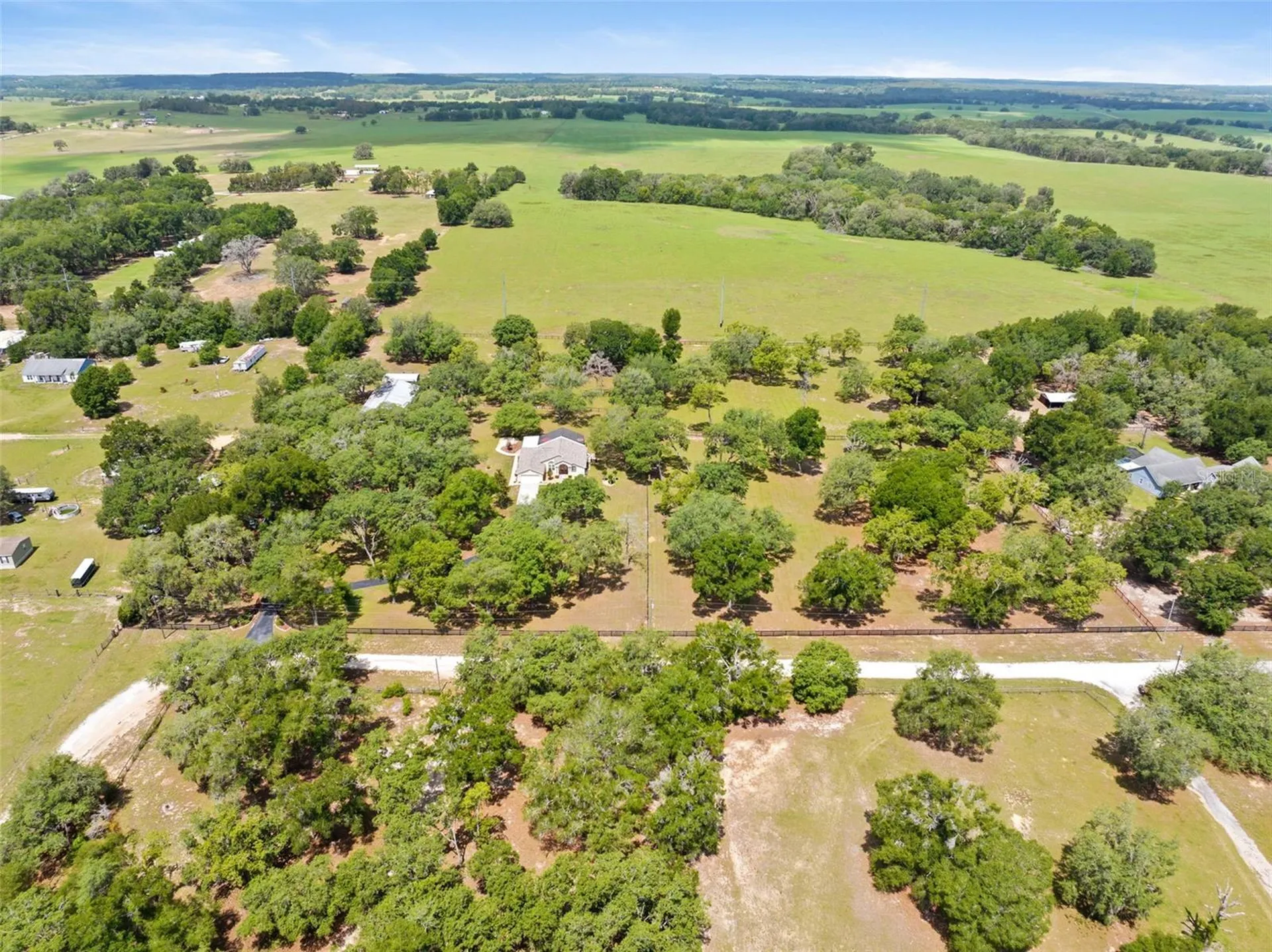 19509 Paso Fino Way Dade City FL 33523