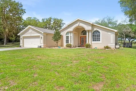 19509 Paso Fino Way Dade City FL 33523