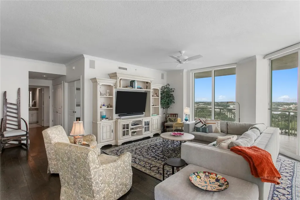 450 Knights Run Avenue Tampa FL 33602
