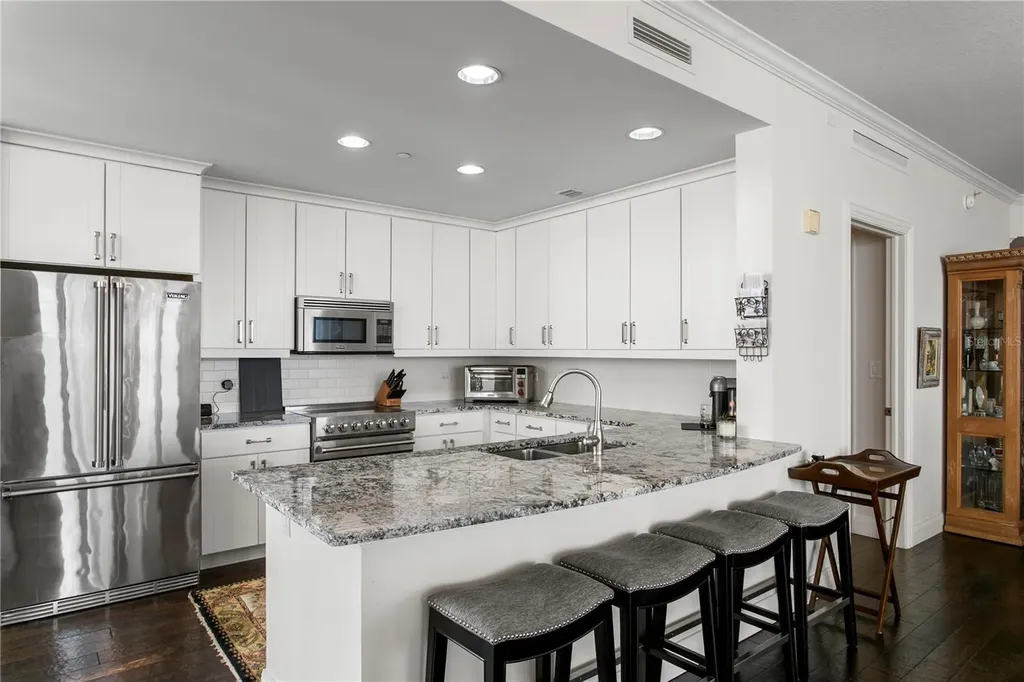 450 Knights Run Avenue Tampa FL 33602
