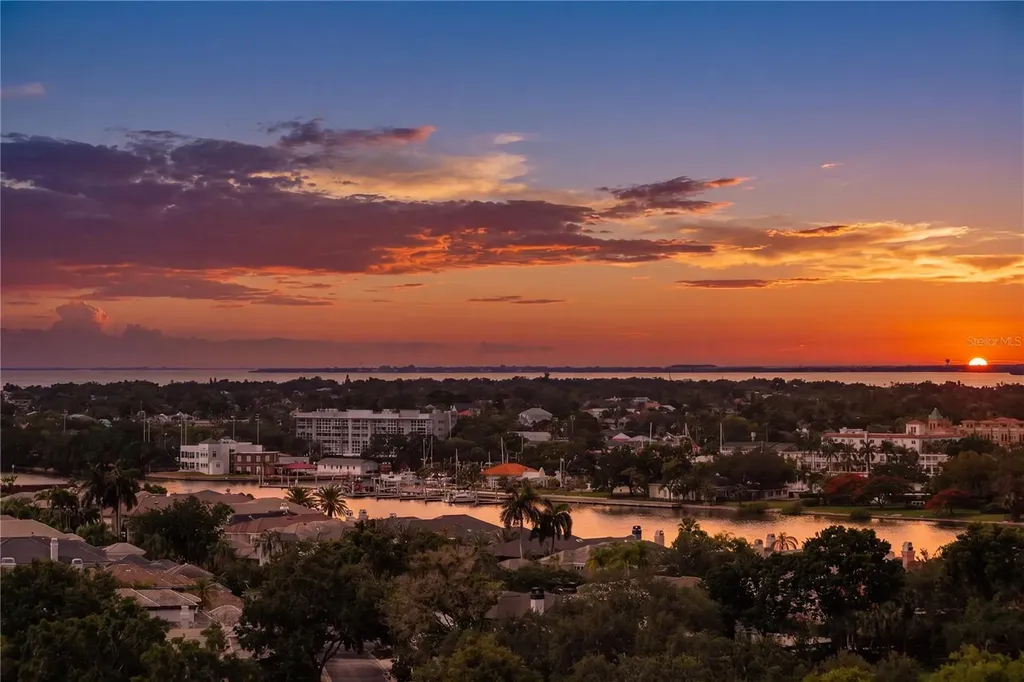 450 Knights Run Avenue Tampa FL 33602