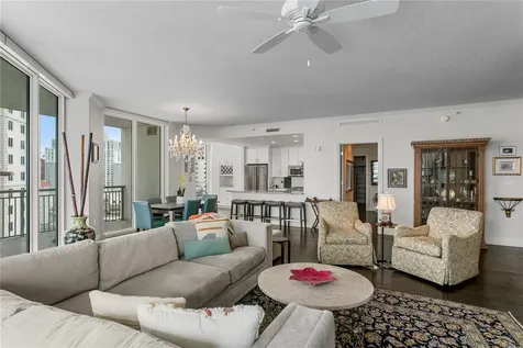 450 Knights Run Avenue Tampa FL 33602