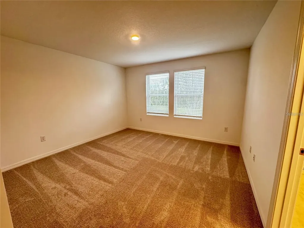 3037 Canary Avenue Davenport FL 33837