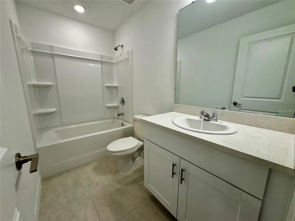 3037 Canary Avenue Davenport FL 33837