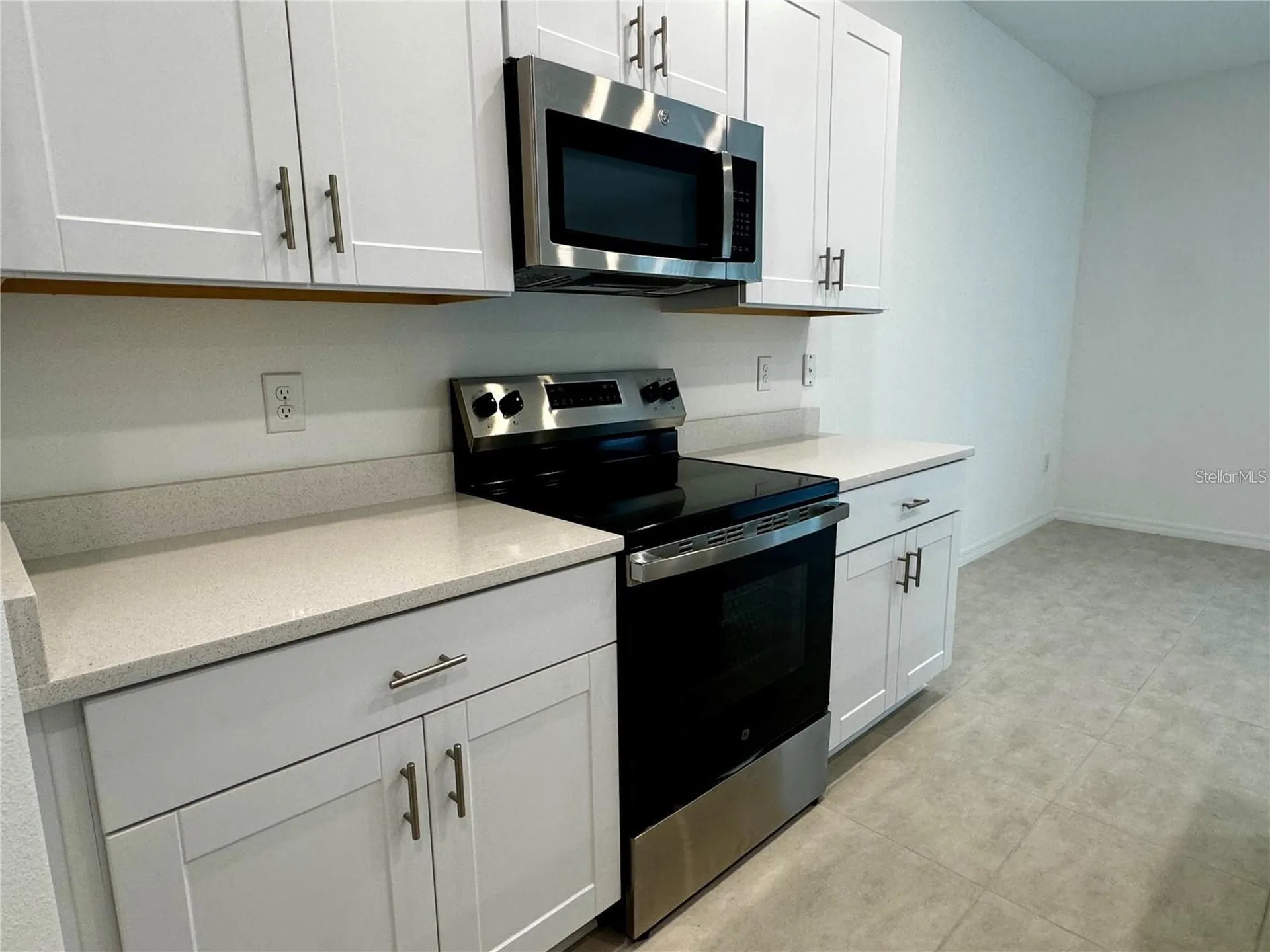 3037 Canary Avenue Davenport FL 33837