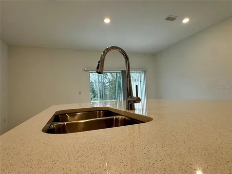 3037 Canary Avenue Davenport FL 33837