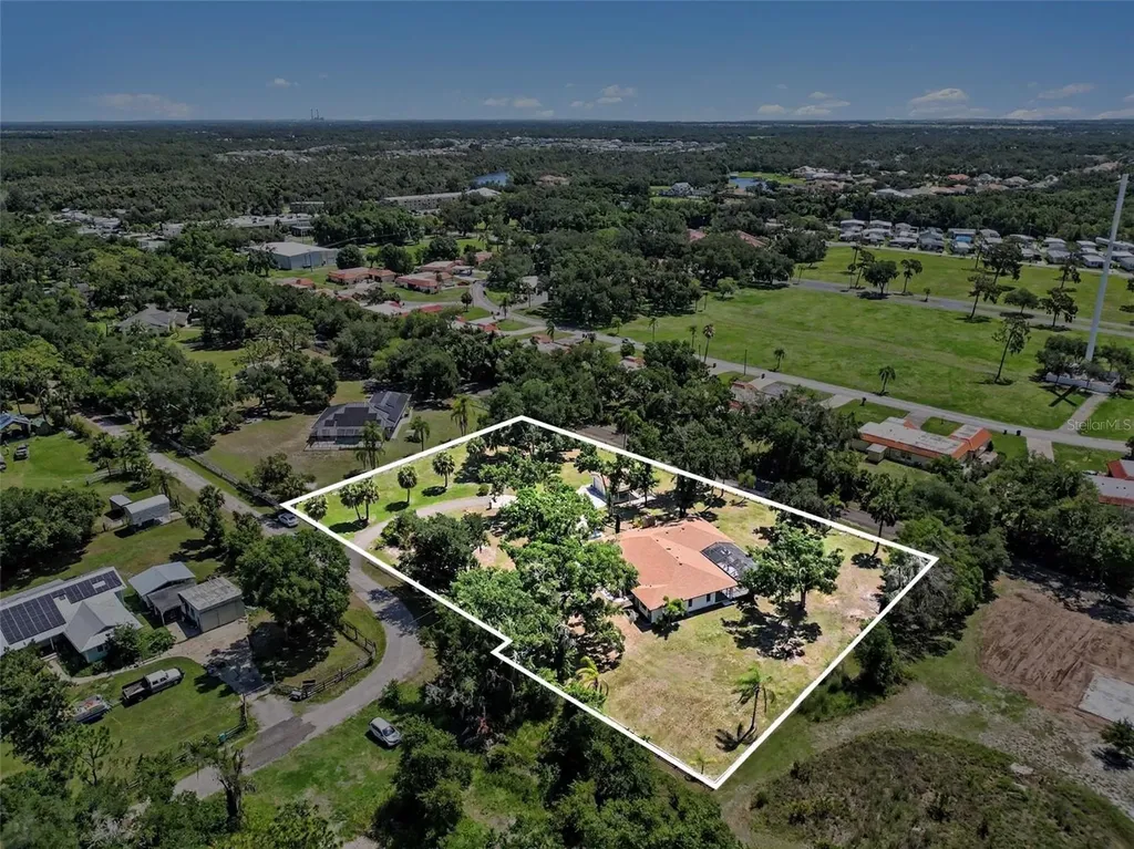 1005 135th Street NE Bradenton FL 34212
