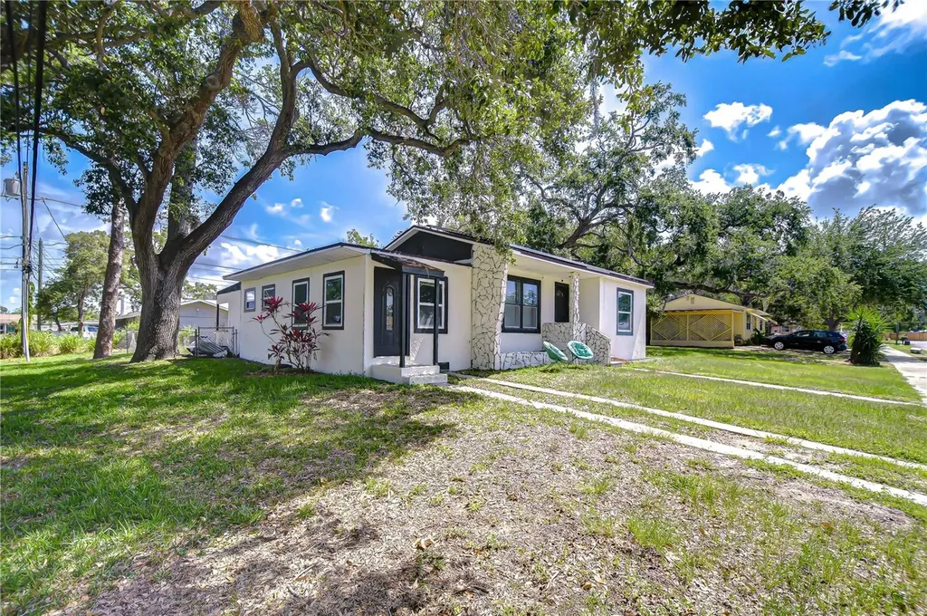 5325 8th Avenue S Gulfport FL 33707