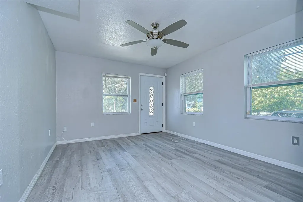5325 8th Avenue S Gulfport FL 33707