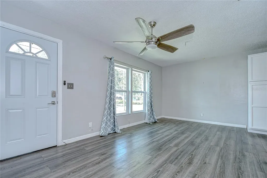 5325 8th Avenue S Gulfport FL 33707