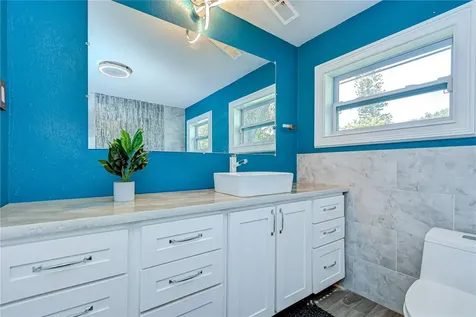 5325 8th Avenue S Gulfport FL 33707