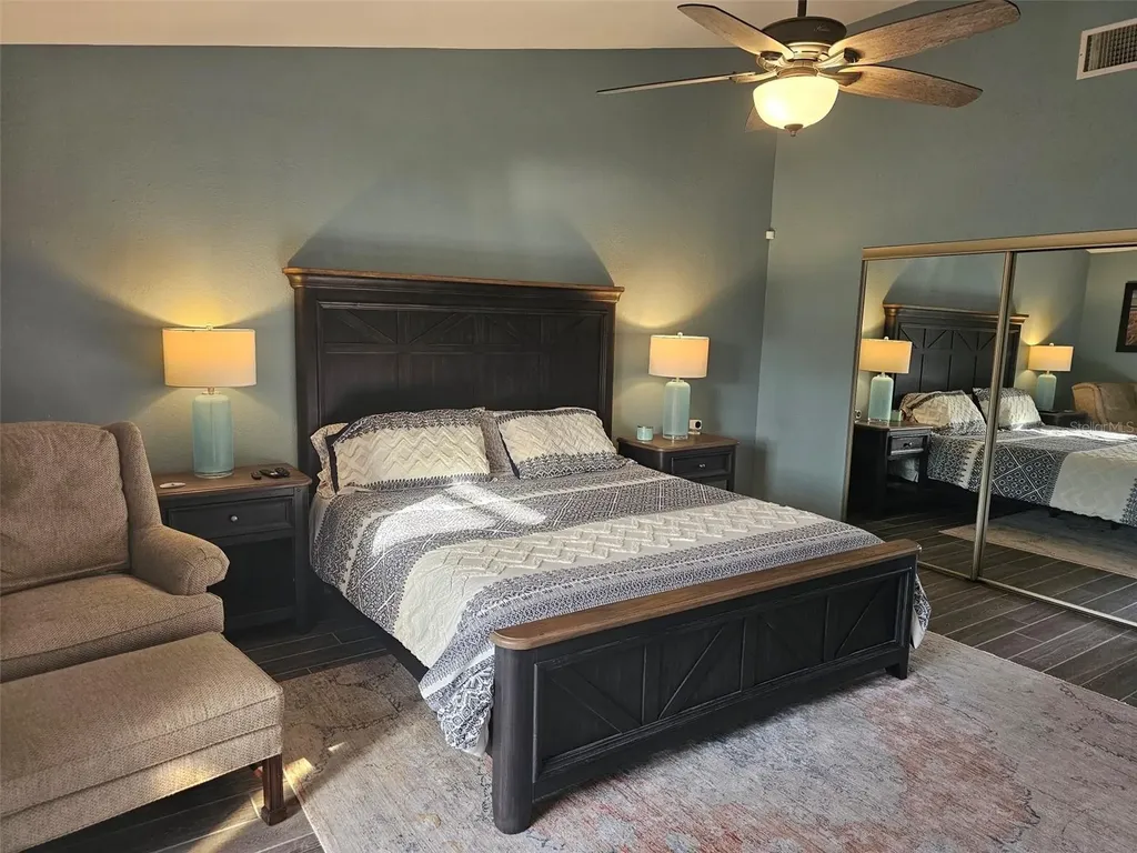 4522 La Jolla Drive Bradenton FL 34210